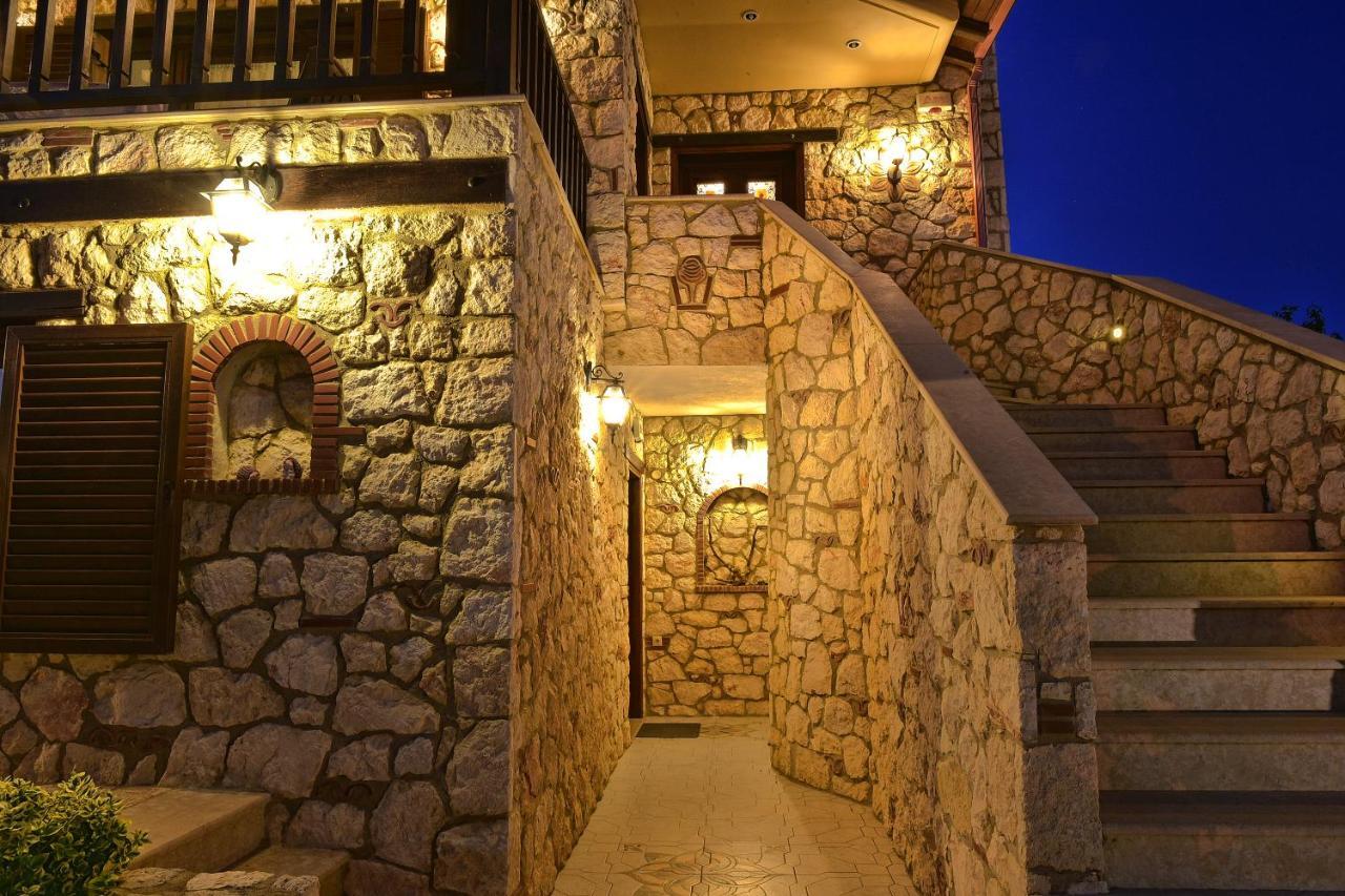 Captain'S Villa Appartments Psakoudia Exteriér fotografie